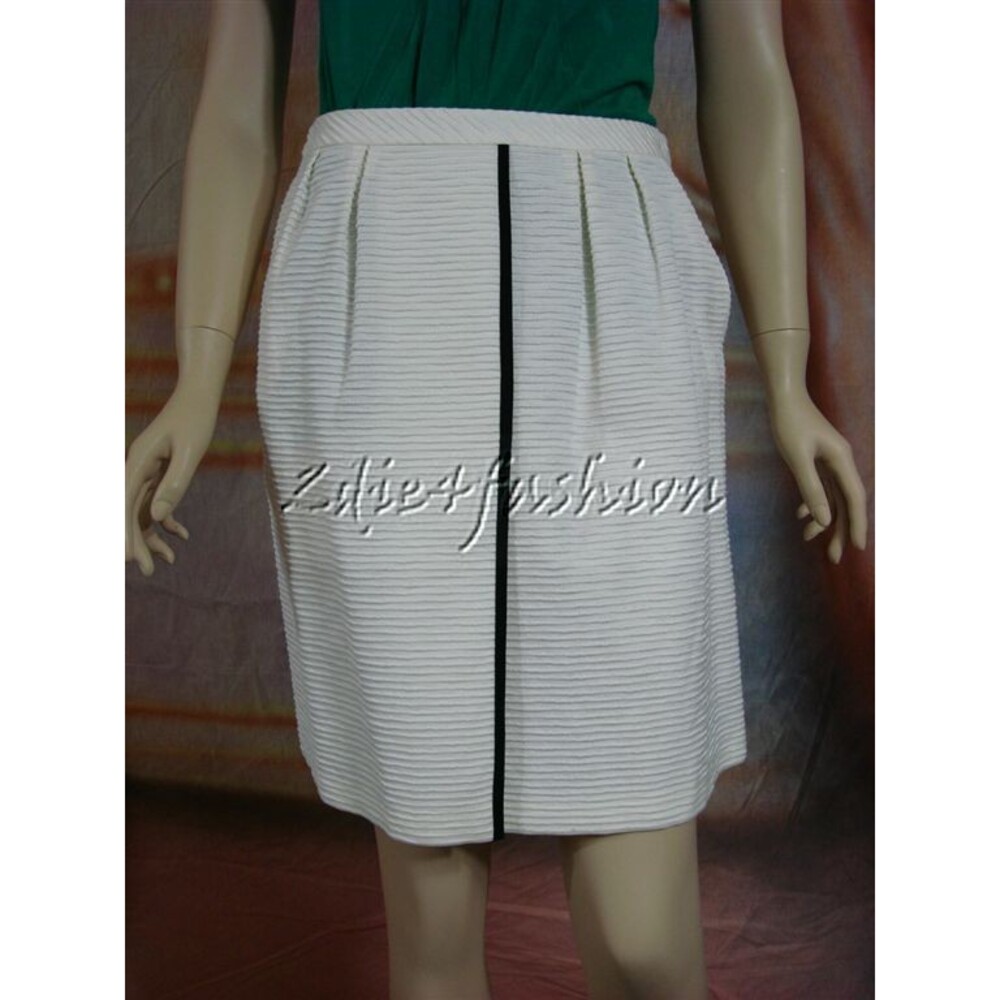 $1885 New VALENTINO Textured Ribbed Off White Cream Black Trim Cotton Skirt 6